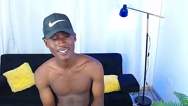 alexaandro18 webcam