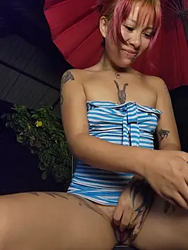 Camila_Fairy live cam on StripChat