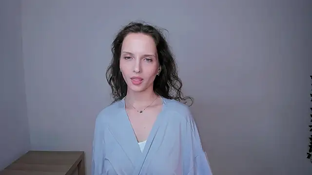 Ariadna_Shy webcam