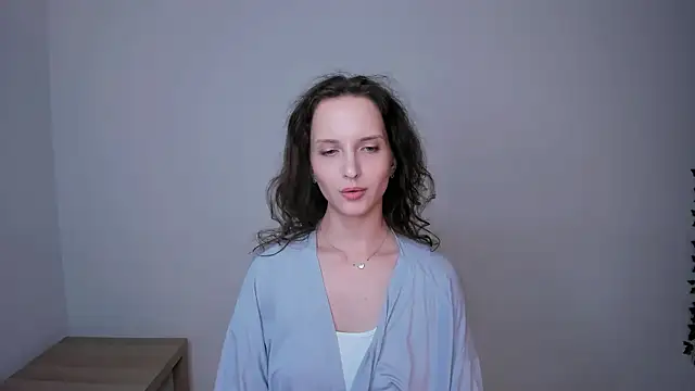 Ariadna_Shy