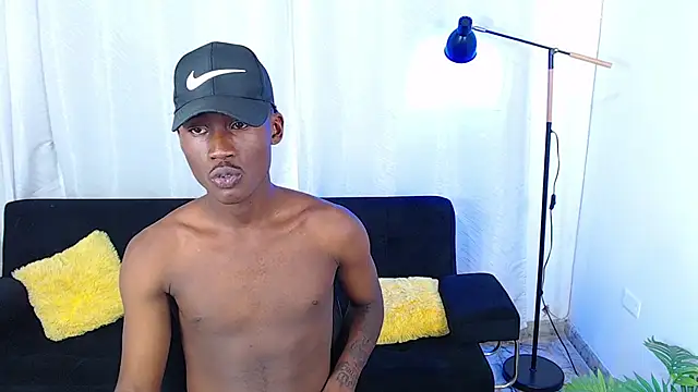 alexaandro18 webcam