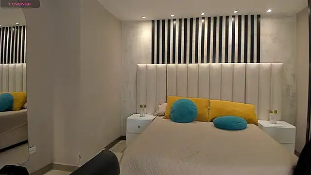 AmaliaCrus webcam
