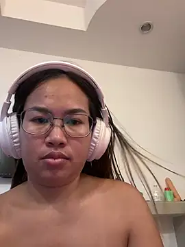 Ponthip webcam