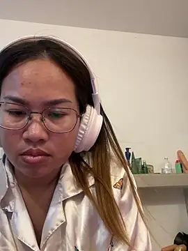 Ponthip webcam
