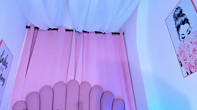 NicoleMadrird webcam