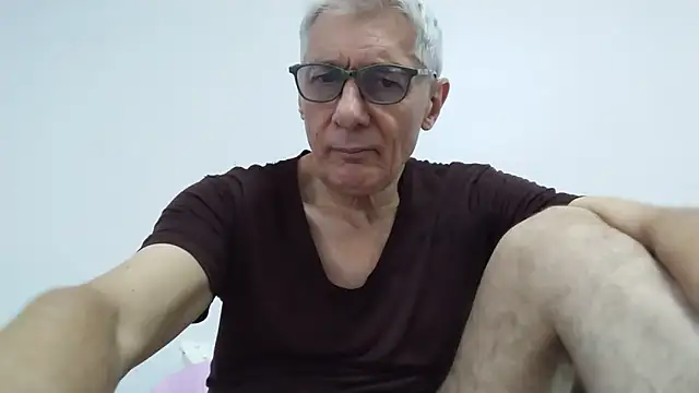 BIGUNCUTHARDCOCK webcam