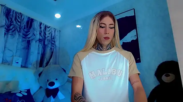 Julia_Bulette1 webcam
