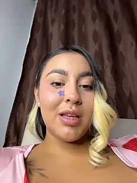 Elina_Hills webcam