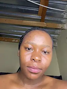 MiyaXo2 webcam