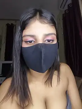Zaayaa_2 webcam