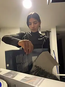 Ema_Rose_ webcam