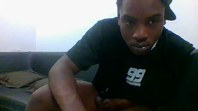 charles_king live cam on StripChat