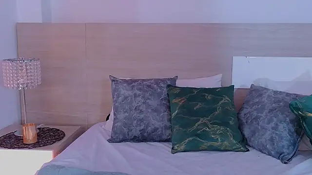 DaphneWayne webcam