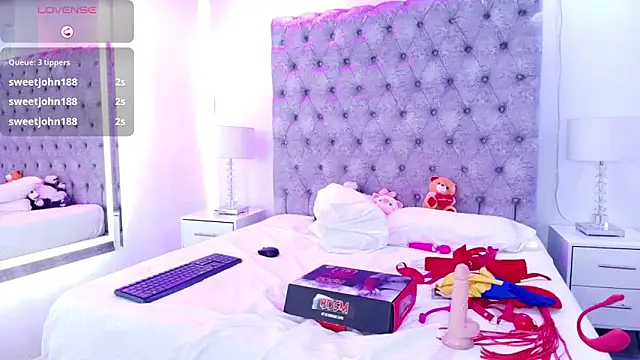 Zoe_M00n webcam