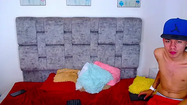 Realbadbxtch_ webcam