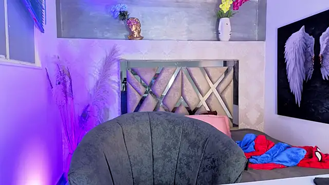 zarina_winslow live cam on StripChat