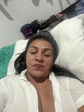 kloee_kann webcam