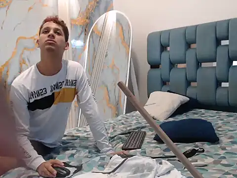 Thick_cock_guys webcam