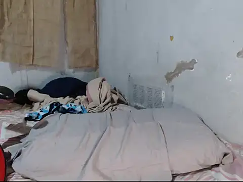 Ayanti79 webcam