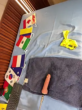 Eva_Feller69