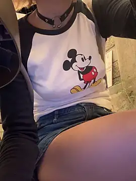 SweetBunnyGF webcam