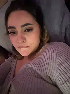 Antonella_Julieta webcam