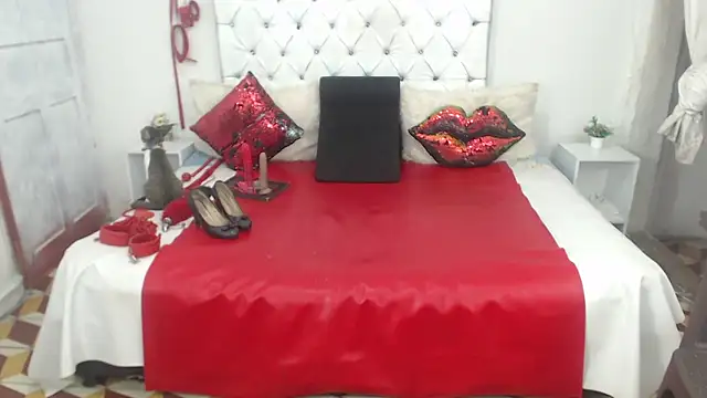 Sweetbigcatt webcam