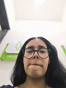 Annya-sweet webcam