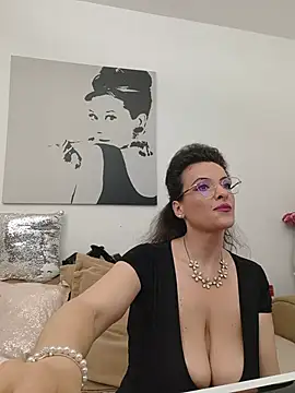 RebeccaNoble webcam
