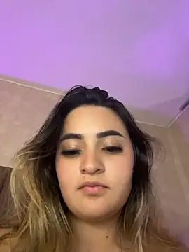Antonella_Julieta webcam