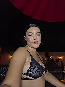Pretty_Julieta webcam