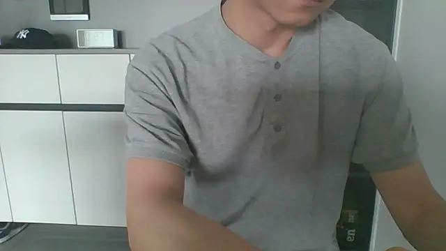 nole_china7 (Ask my age) - talk / fun / cum