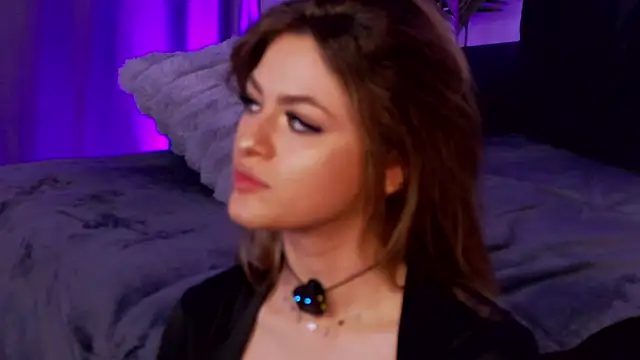 AnneMaryie webcam