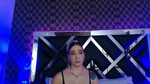 victoriaa_lee_ webcam