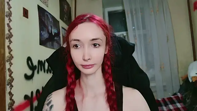 Roxy_Silver webcam