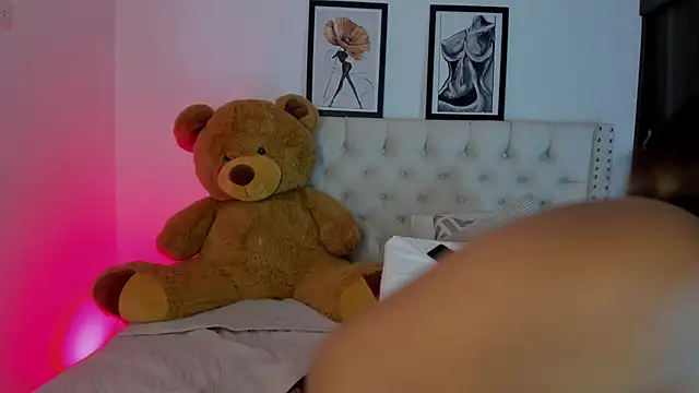taylor-sexyy - Taylor-sexyy's free webcam - UK Sex Cams
