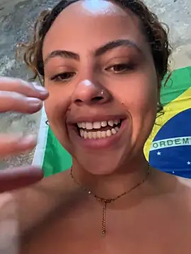Chloe_Leaozinho webcam