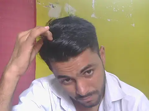 Stubborndesiboy webcam