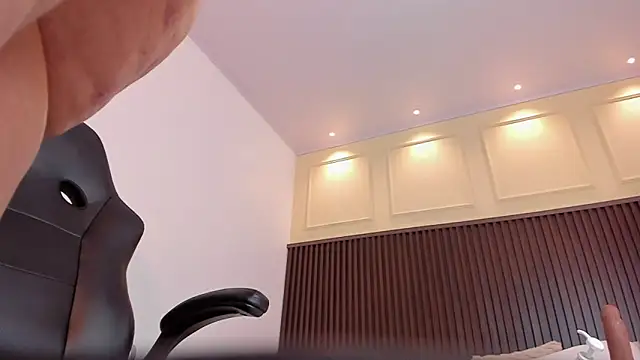 MELISSAROUGE webcam