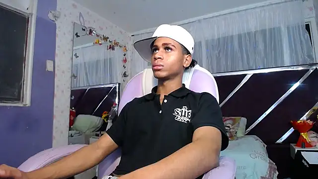 Santy_bigcock_01 webcam