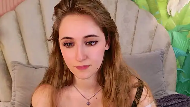 Tara_Keats webcam