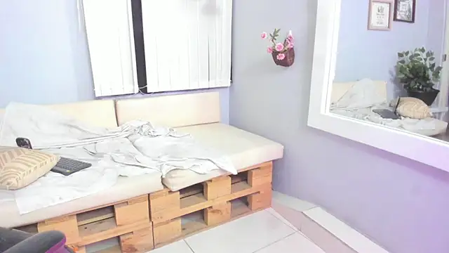 Nahomy_Collins_ webcam