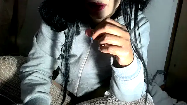 xblackstarX1 webcam