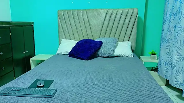 KathalinaRivas webcam