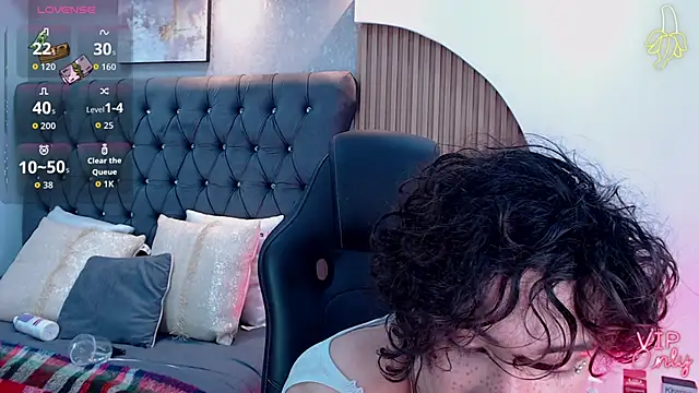 Anaciet_Evans webcam