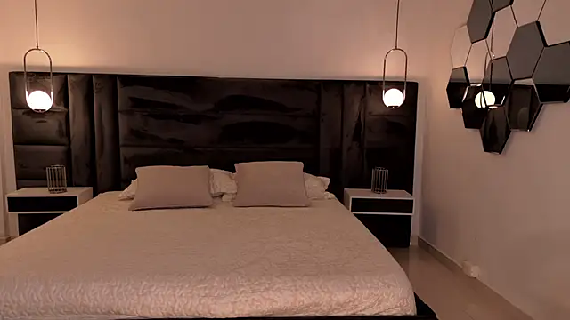 DominiqueVega webcam