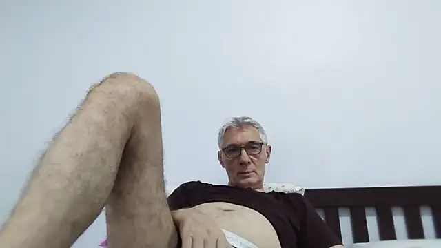 BIGUNCUTHARDCOCK webcam