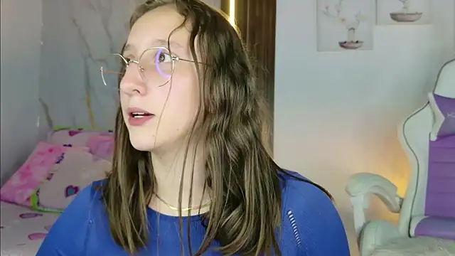 mia_099 webcam