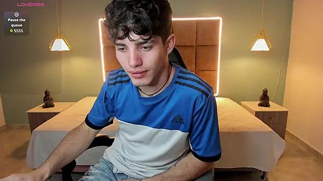 AlejooTwink webcam