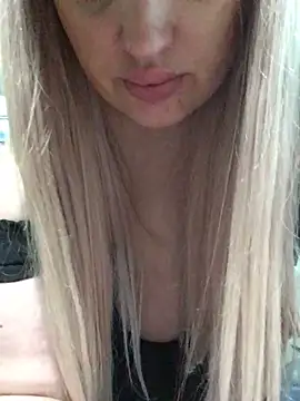 VikiiStoun webcam
